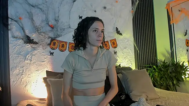 Snapshot of joselin_rouse chatting on 10/28/25, 11:58 joselin rouse online show from 10/28/25, 11:58