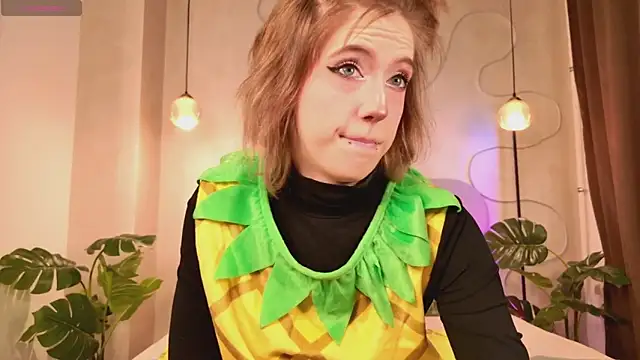 Snapshot of MorgyAsuna_ chatting on 11/26/25, 01:45 MorgyAsuna online show from 11/26/25, 01:45