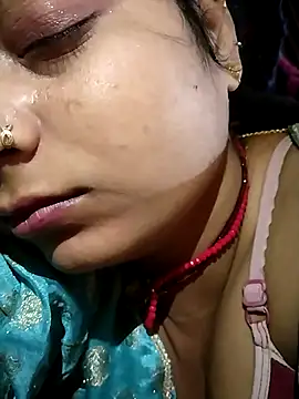 Snapshot of monarani5986 chatting on 12/02/25, 09:21 monarani5986 online show from 12/02/25, 09:21