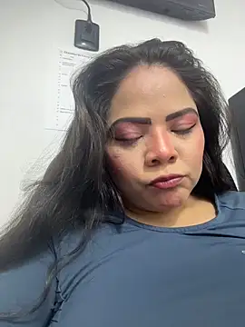 Snapshot of ROUSE_SINCLAIR chatting on 10/16/25, 07:15 ROUSE SINCLAIR online show from 10/16/25, 07:15