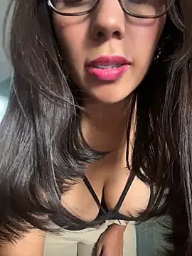 Snapshot of Nicol_X chatting on 05/19/26, 03:29 Nicol X online show from 05/19/26, 03:29