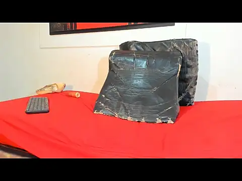 Snapshot of valeriapinkxx chatting on 11/05/25, 08:20 valeriapinkxx online show from 11/05/25, 08:20