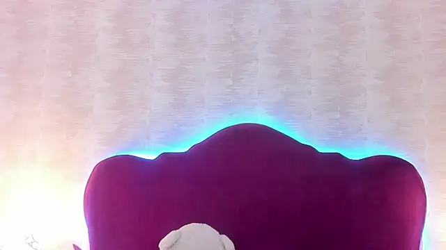 Snapshot of LaylaaDoll chatting on 10/03/25, 06:05 LaylaaDoll online show from 10/03/25, 06:05