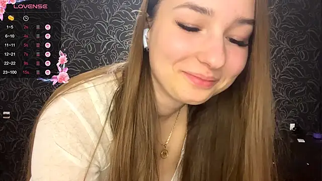 Snapshot of GemmaGunter chatting on 12/04/25, 08:06 GemmaGunter online show from 12/04/25, 08:06