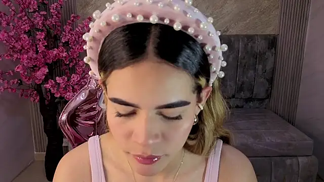 lilith4 s online show from 10/21/25, 03:07