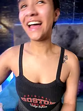 Isabella-Teen online show from 09/30/25, 01:54