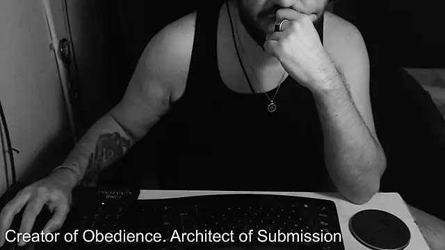 Snapshot of Lord_MasterX chatting on 09/28/25, 01:11 Lord MasterX online show from 09/28/25, 01:11