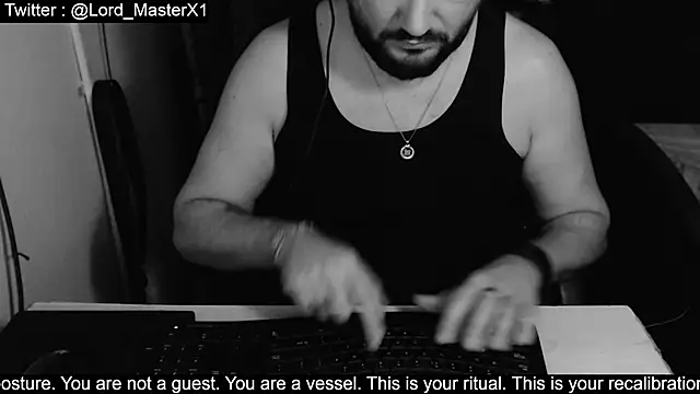 Snapshot of Lord_MasterX chatting on 10/15/25, 02:55 Lord MasterX online show from 10/15/25, 02:55