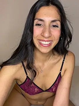 Snapshot of MaddyX__ chatting on 10/05/25, 07:23 MaddyX   online show from 10/05/25, 07:23