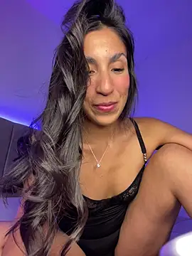 MaddyX   online show from 07/18/26, 08:12