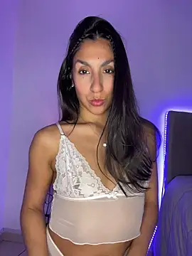 MaddyX   online show from 07/28/26, 07:15