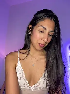 MaddyX   online show from 07/28/26, 08:52