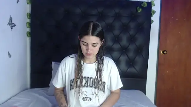 isabel 09 online show from 05/07/26, 06:24