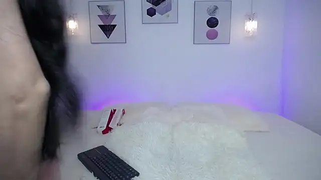 roxxi33 online show from 10/28/25, 12:25