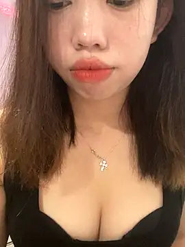 Snapshot of Rose-babyx chatting on 10/06/25, 12:57 Rose-babyx online show from 10/06/25, 12:57