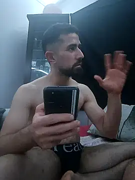 Snapshot of HAMADA__11 chatting on 10/18/25, 05:14 HAMADA 11 online show from 10/18/25, 05:14