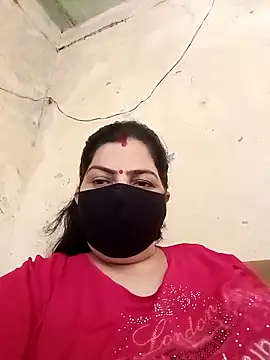 Snapshot of Love-890 chatting on 09/29/25, 04:17 Love-890 online show from 09/29/25, 04:17