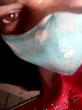 Snapshot of Love-890 chatting on 10/05/25, 05:28 Love-890 online show from 10/05/25, 05:28