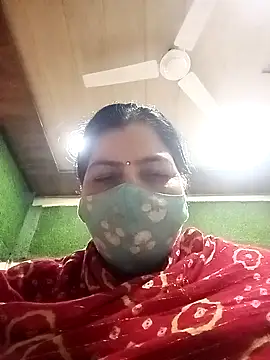 Snapshot of Love-890 chatting on 10/05/25, 05:33 Love-890 online show from 10/05/25, 05:33