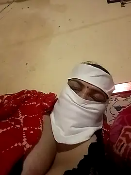 Snapshot of Love-890 chatting on 10/14/25, 03:46 Love-890 online show from 10/14/25, 03:46