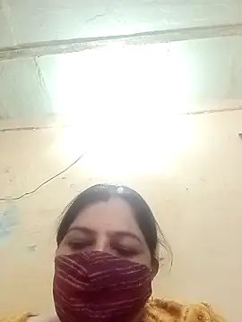 Snapshot of Love-890 chatting on 10/16/25, 01:12 Love-890 online show from 10/16/25, 01:12