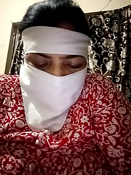 Love-890 online show from 11/06/25, 11:04