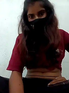 Aaisha-16 online show from 10/31/25, 03:29