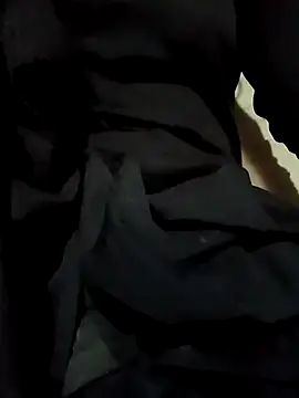 Aaisha-16 online show from 11/18/25, 03:34