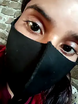 Aaisha-16 online show from 12/05/25, 02:31