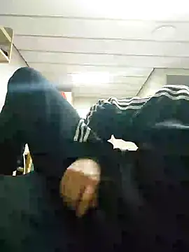 Alecumload online show from 09/23/25, 03:42