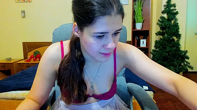 Joannia online show from 11/28/25, 08:17