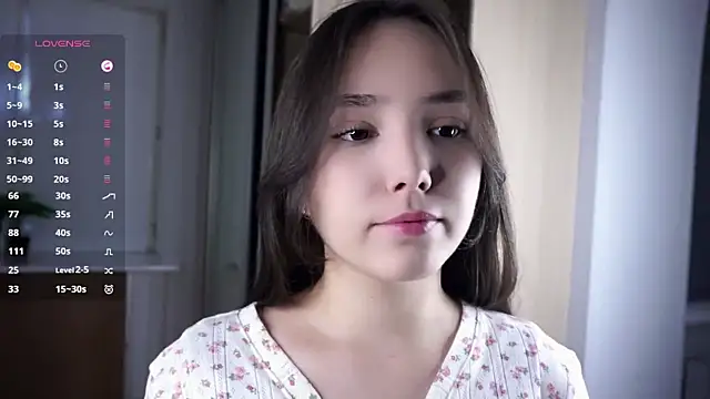 Snapshot of RenaeConnerley chatting on 09/26/25, 04:27 RenaeConnerley online show from 09/26/25, 04:27