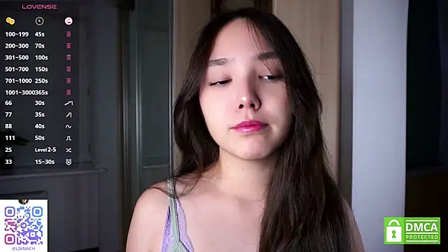 Snapshot of RenaeConnerley chatting on 10/13/25, 04:34 RenaeConnerley online show from 10/13/25, 04:34