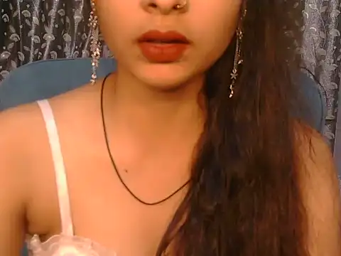 Snapshot of alaviya-19 chatting on 10/12/25, 04:22 alaviya-19 online show from 10/12/25, 04:22