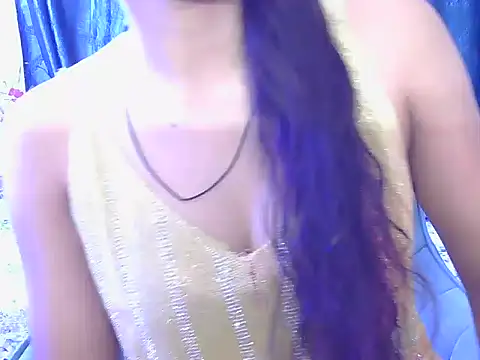 Snapshot of alaviya-19 chatting on 12/17/25, 04:40 alaviya-19 online show from 12/17/25, 04:40