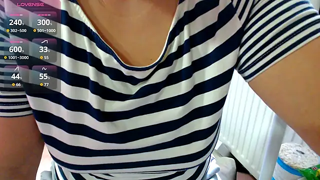 Snapshot of -diamonds- chatting on 09/14/25, 03:11 -diamonds- online show from 09/14/25, 03:11