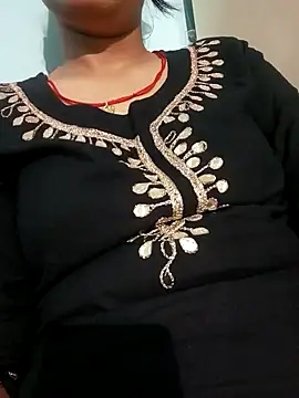 Mahira Kapoor online show from 09/16/25, 07:20