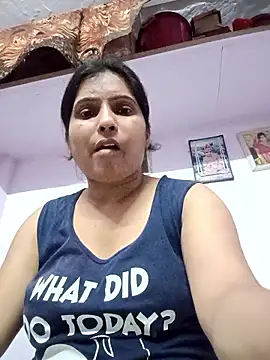 Snapshot of aliya-jaan71 chatting on 09/27/25, 08:52 aliya-jaan71 online show from 09/27/25, 08:52