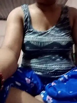 Snapshot of aliya-jaan71 chatting on 09/28/25, 03:50 aliya-jaan71 online show from 09/28/25, 03:50