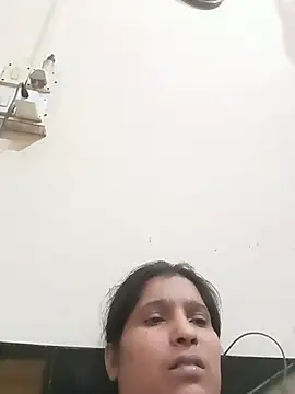 aliya-jaan71 online show from 07/19/26, 09:46