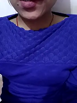 Snapshot of Miss_linaa chatting on 11/19/25, 05:40 Miss linaa online show from 11/19/25, 05:40