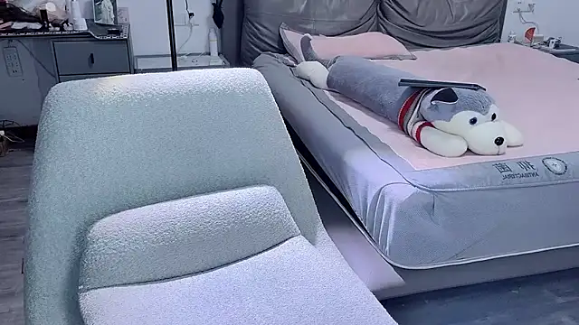 Snapshot of naiyaomeimei chatting on 09/23/25, 04:15 naiyaomeimei online show from 09/23/25, 04:15