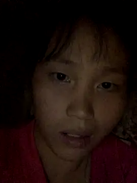 Snapshot of huong-18 chatting on 09/27/25, 11:48 huong-18 online show from 09/27/25, 11:48