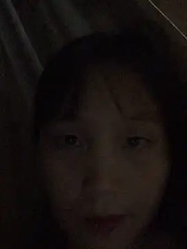Snapshot of huong-18 chatting on 10/05/25, 01:42 huong-18 online show from 10/05/25, 01:42
