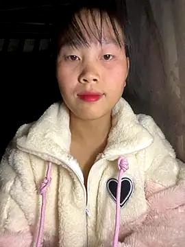 huong-18 online show from 12/14/25, 10:14