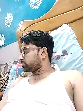 mohsin99272 online show from 10/18/25, 04:30