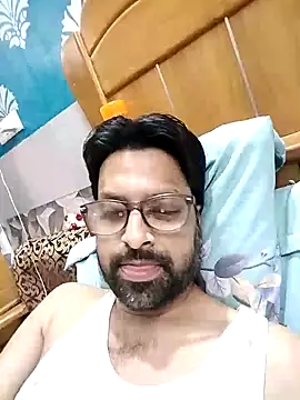 mohsin99272 online show from 10/31/25, 08:21