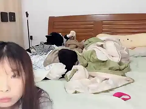 Akong11 online show from 09/21/25, 04:19