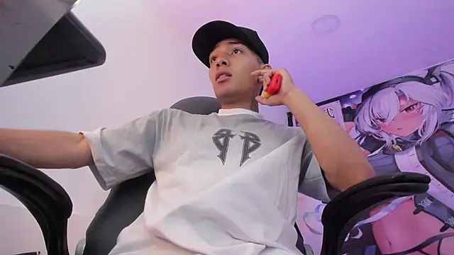 Hunteer Boy online show from 10/22/25, 08:08