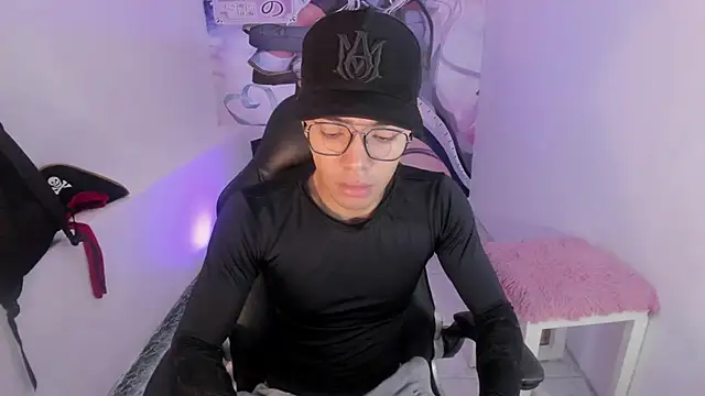 Hunteer Boy online show from 10/29/25, 03:42